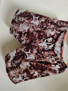 Patterned Women&#39;s Shorts