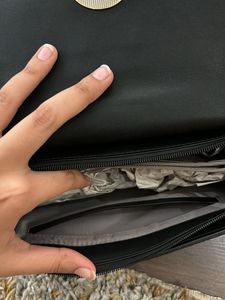 PRICE DROP Black Stylish Shoulder/Handbag