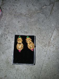 Earings 1 Pair Only