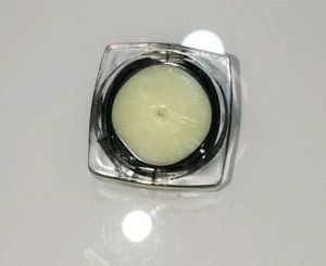 Callesta Lip Lightening Balm