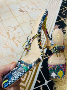 Stylish Snakeskin Heels