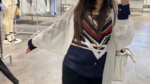 Stylish Patterned Top