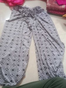 Patterned Casual Pants