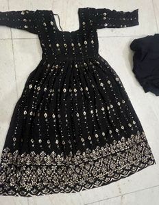 Partywear Frock Suit 🖤