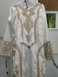 White Pakistani Stitched Suit