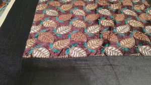 Beautiful 5 Piece Velvet Bedsheet With Pillow Cove