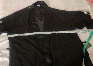Korean Brand New Pretty Black Shrug ✨