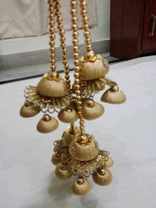 Lehanga Latkan Golden