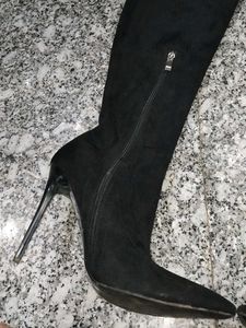Black Over-the-Knee Stiletto Boots