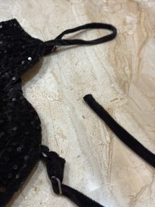 Black Sequin Bodycon Dress 🖤