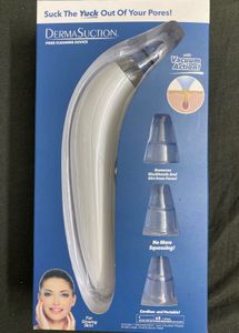 DermaSuction Pore Cleaning Device