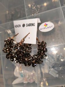 Unique Design Earings
