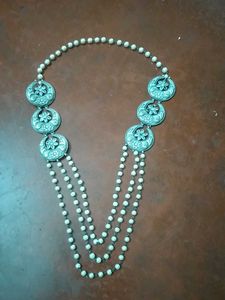Vintage Floral Medallion Layered Necklace