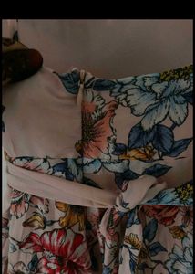 GORGEOUS FLORAL DRESS