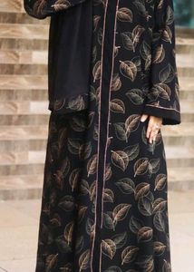 Leaf Print Abaya