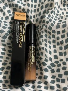 Original Mac Studio Radiance Concealor - NC 40