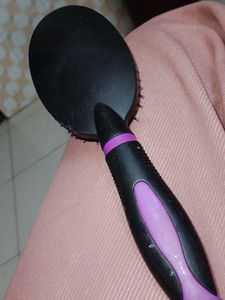 D Homes Hair Brush