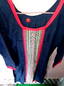 Navy Blue Kurta With Front Line Embroidery