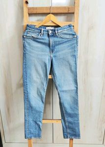 Branded Light Wash Denim Jeans waist size-28