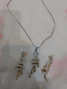 Elegant Necklace & Earring Set