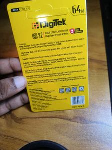 DigiTek 64GB USB 3.2 Flash Drive