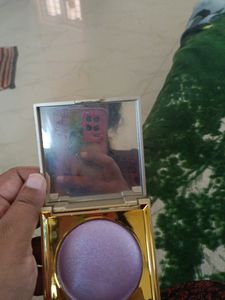 Farsali Rose Gold Mist And Stila Highlighter Dupes