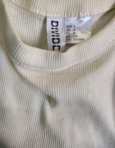 H&amp;M Basic Vest Crop Top
