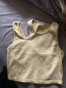 Stylish yellow crop top
