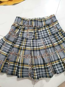 Dangaee And Skirt Combo 4