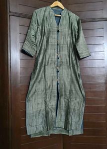 Green Printed Chanderi Silk Embroidered Kurta Set