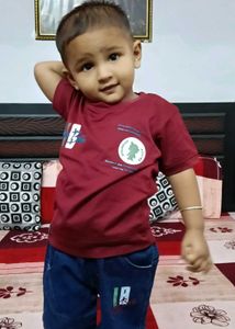 Cute Boy&#39;s Red T-Shirt &amp; Denim Shorts