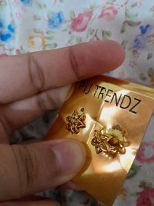 Floral Gold-tone Stud Earrings