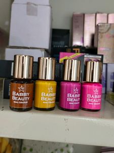 4 Piece Nail Paint