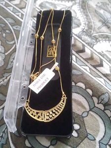 Delicate Pendant And Mangalsutra From Radhe Krishn