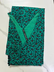 Green Animal Print Dress Size 32-34