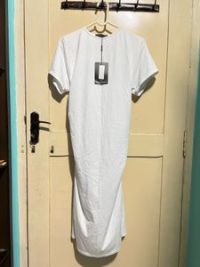 PRETTYLITTLETHING white t-shirt midi dress