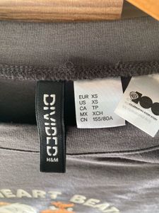 H&amp;M Cropped Tee