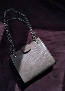 Sling Bag
