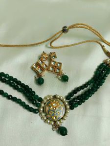 Green Choker Set No. 1