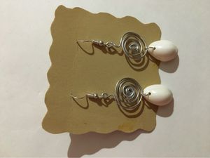 Silver Spiral With She’ll Dangling Earrings