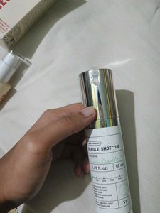 VT Reedle Shot 100 Serum cica x hyalon