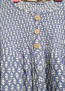 Blue &amp; White Print Tunic Top