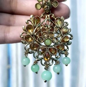 CUTE LIME GREEN EARRINGS ✨