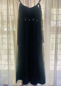 Elegant Black Net Midi Gown