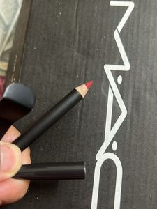 🆕Original(exp-06/27) Mac Lip Pencil- Cherry
