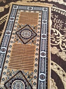 Kashmiri Kaleen Carpet/rug