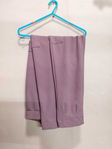 Stylish Mauve Cargo Pants🩷