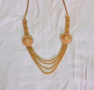 Elegant Gold-Toned Necklace