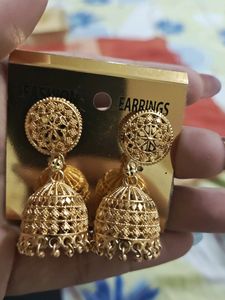 Golden Jhumki