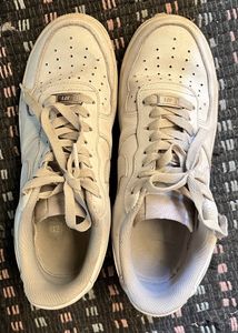 AF1 ( airforce 1) Nike